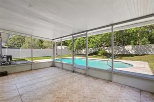 3607 Woodhill Dr, Brandon, FL 33511 - Photo 16