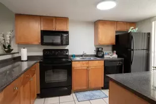 1810 NW 23rd Blvd, Gainesville, FL 32605 - Photo 10