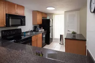1810 NW 23rd Blvd, Gainesville, FL 32605 - Photo 4
