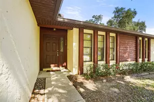 210 N Disston Ave, Clermont, FL 34711 - Photo 6