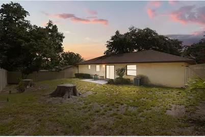 210 N Disston Avenue, Clermont, FL 34711 - Photo 2