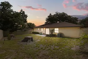210 N Disston Ave, Clermont, FL 34711 - Photo 2