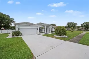 6079 Red Stag Dr, Port Orange, FL 32128 - Photo 2
