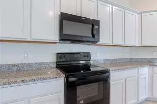 1045 Augustus Dr, Davenport, FL 33896 - Photo 12