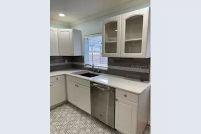 2819 Elizabeth Avenue, Orlando, FL 32804 - Photo 8