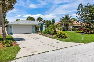4610 Doris Dr, New Smyrna Beach, FL 32169 - Photo 2