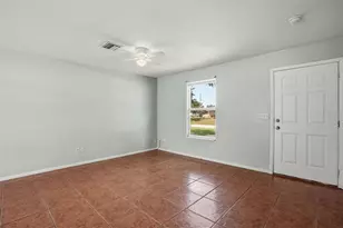 1067 Lyric Dr, Deltona, FL 32738 - Photo 18