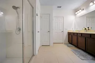 1338 Yorkshire Ct, Davenport, FL 33896 - Photo 18