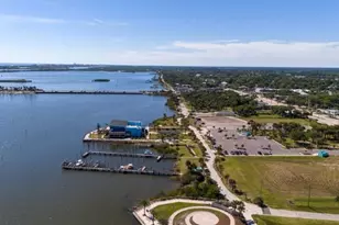 1927 Travelers Palm Dr, Edgewater, FL 32141 - Photo 30