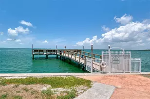 2 Causeway Blvd, Dunedin, FL 34698 - Photo 36