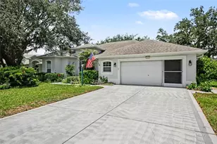 5127 Aurora Dr, Leesburg, FL 34748 - Photo 4