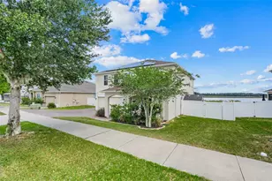 693 Black Eagle Dr, Groveland, FL 34736 - Photo 2