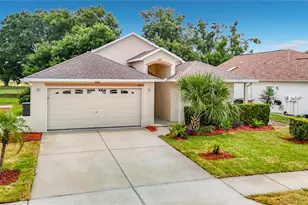 13203 Golf Ridge Pl, Hudson, FL 34669 - Photo 4