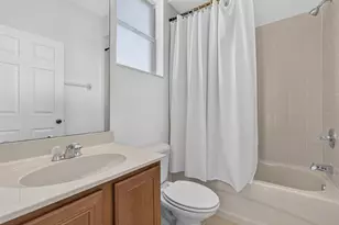 2275 Rambling Oaks Way, Kissimmee, FL 34746 - Photo 36
