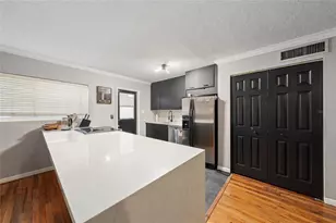 320 Lakeview St, Orlando, FL 32804 - Photo 14