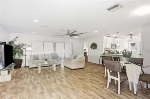 2067 E Barlington Dr, Deltona, FL 32725 - Photo 16