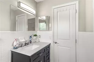 2067 E Barlington Dr, Deltona, FL 32725 - Photo 22