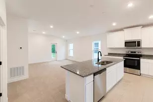7642 Bent Tree Loop, Saint Cloud, FL 34773 - Photo 6