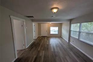 1013 20th Ave S, Saint Petersburg, FL 33705 - Photo 6