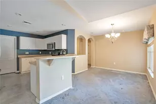 2904 NE 4th Pl, Cape Coral, FL 33909 - Photo 18