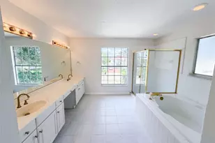 2270 Blossomwood Dr, Oviedo, FL 32765 - Photo 14