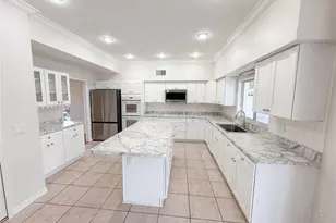 2270 Blossomwood Dr, Oviedo, FL 32765 - Photo 4