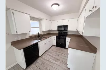 2922 Xavier Court, Orlando, FL 32826 - Photo 10