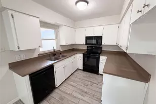 2922 Xavier Ct, Orlando, FL 32826 - Photo 10