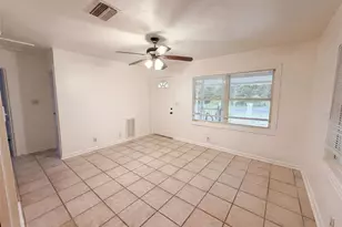 626 S 67th St, Tampa, FL 33619 - Photo 4