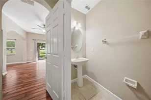 10291 Park Commons Dr, Orlando, FL 32832 - Photo 8