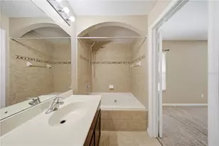 10291 Park Commons Dr, Orlando, FL 32832 - Photo 22
