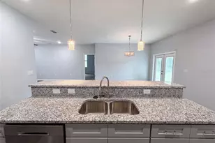1013 W 11th St, Sanford, FL 32771 - Photo 4