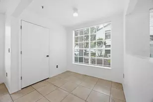 1602 Columbia Arms Cir, Kissimmee, FL 34741 - Photo 6