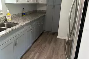 108 Edgewater Dr, Winter Haven, FL 33881 - Photo 2