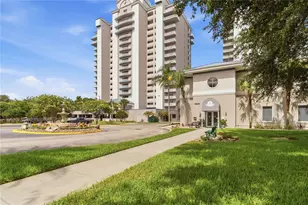 13427 Blue Heron Beach Dr, Orlando, FL 32821 - Photo 2