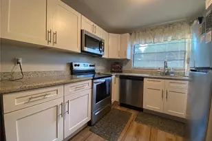 255 W Osceola St, Clermont, FL 34711 - Photo 2