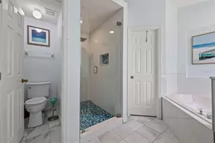 948 Lake Berkley Dr, Kissimmee, FL 34746 - Photo 16