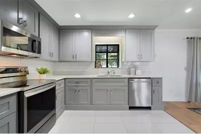 416 Riverwoods Circle, Orlando, FL 32825 - Photo 8