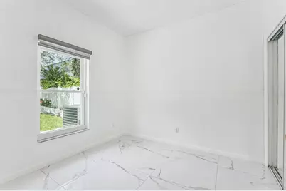8915 Victoria Isle Place, Orlando, FL 32829 - Photo 12