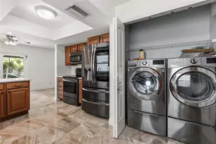 327 N Cervidae Dr, Apopka, FL 32703 - Photo 28