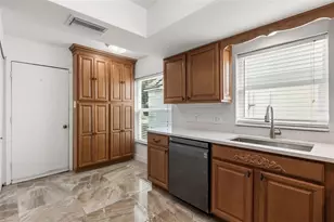 327 N Cervidae Dr, Apopka, FL 32703 - Photo 14