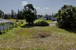 3912 NE 9th Ave, Cape Coral, FL 33909 - Photo 1