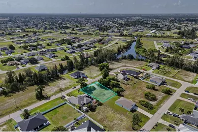 3912 NE 9th Avenue, Cape Coral, FL 33909 - Photo 8