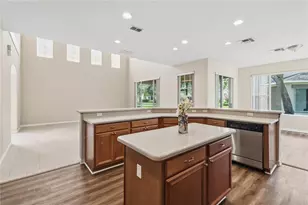 2805 Eagle Claw Ct, Kissimmee, FL 34746 - Photo 12