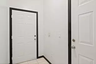 2586 Grand Central Pkwy, Orlando, FL 32839 - Photo 30