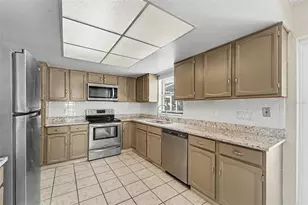 10161 Heathcliff St, Spring Hill, FL 34608 - Photo 6
