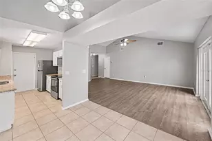 8739 Osage Dr, Tampa, FL 33634 - Photo 4