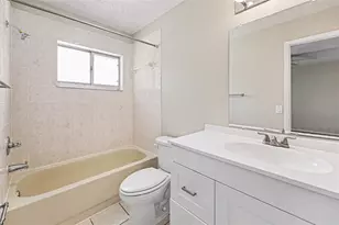 8739 Osage Dr, Tampa, FL 33634 - Photo 16
