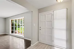 2135 NE 6th Pl, Ocala, FL 34470 - Photo 4