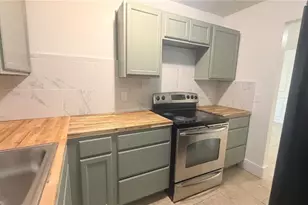 625 19th St, Orlando, FL 32805 - Photo 14
